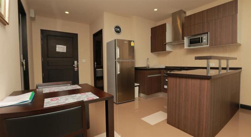 The Tepp Aparthotel Bangkok Exteriör bild