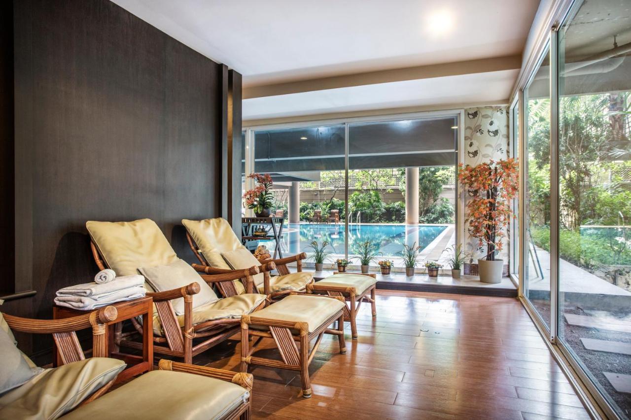 The Tepp Aparthotel Bangkok Exteriör bild